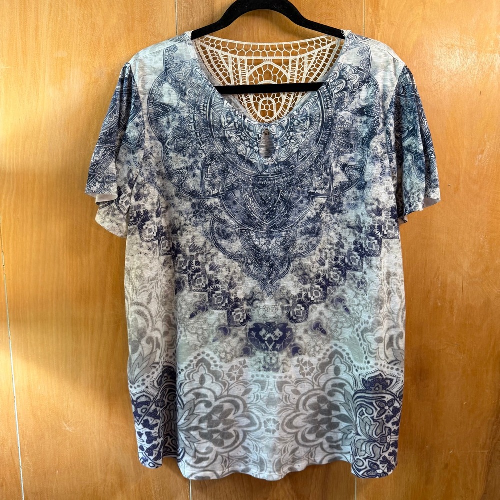 Time and Tru Blue Mandala Crochet Lace Back Rhinestone Top XXL 20‎